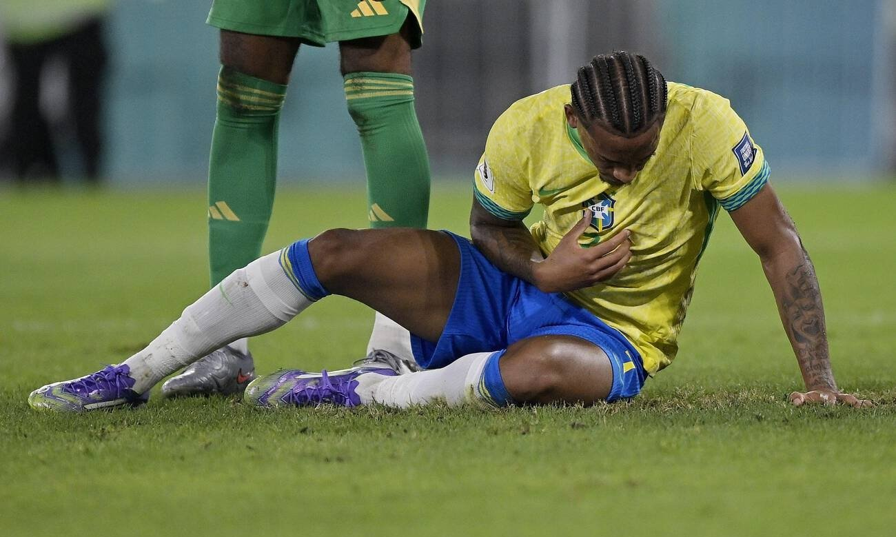 熊猫体育-包含切尔西中场核心受伤，球队战力大打折扣的词条